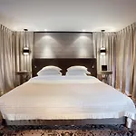 Le Pavillon Des Lettres 4* Parijs