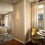 Hotel Le Pavillon Des Lettres