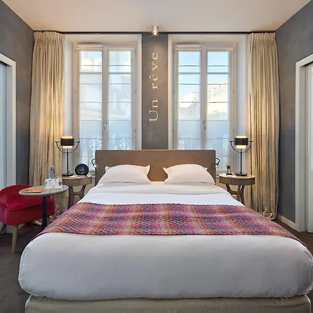 Le Pavillon Des Lettres 4*