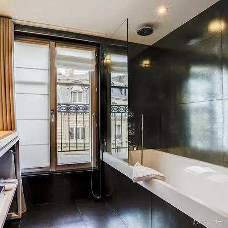 Hotel Le Pavillon Des Lettres