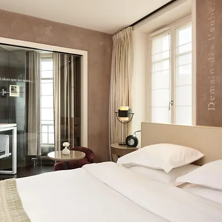 Le Pavillon Des Lettres 4*