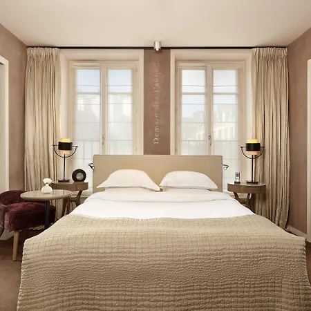 Le Pavillon Des Lettres Hotel