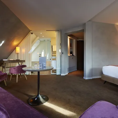 Le Pavillon Des Lettres Szálloda 4*