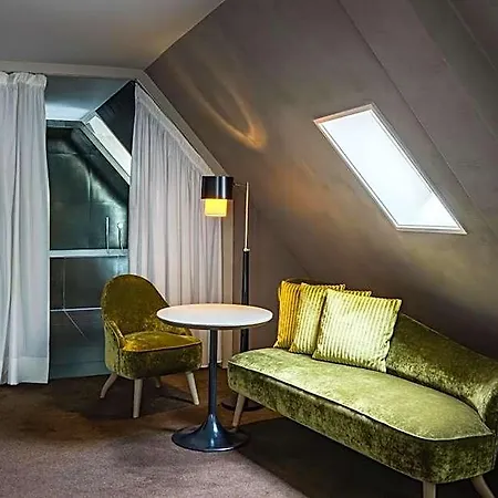 Le Pavillon Des Lettres Hotel 4*