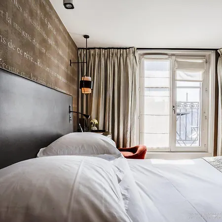 Le Pavillon Des Lettres 호텔 4*
