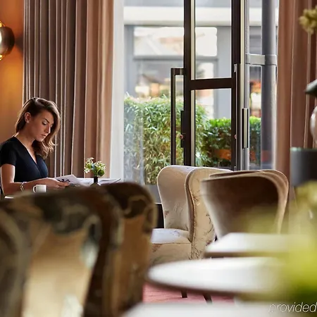 Le Pavillon Des Lettres Hotel 4*