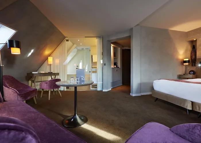 Le Pavillon Des Lettres Hotel 4*