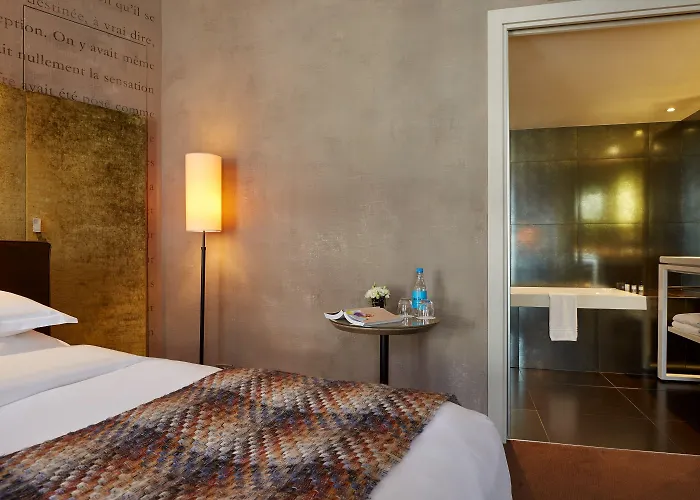 Le Pavillon Des Lettres 4*