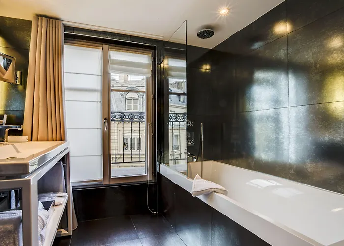 ホテル Le Pavillon Des Lettres 4*