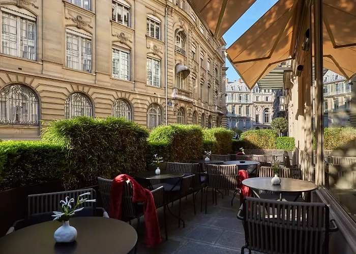 ホテル Le Pavillon Des Lettres 4*