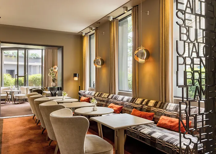 ホテル Le Pavillon Des Lettres 4*