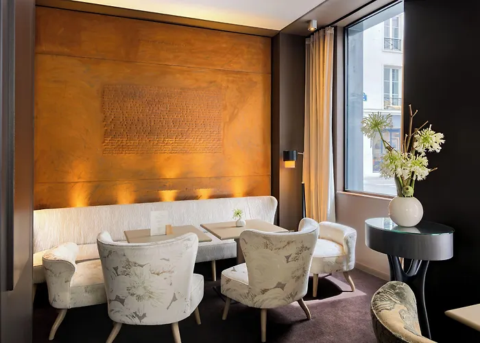 Le Pavillon Des Lettres 4*