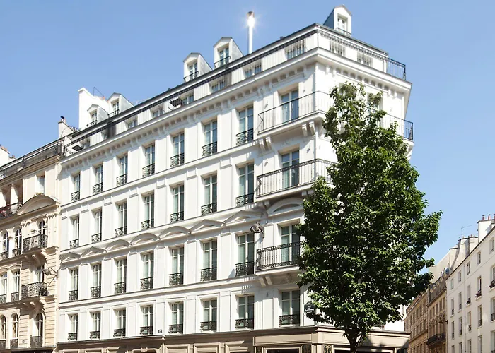 Le Pavillon Des Lettres 4*