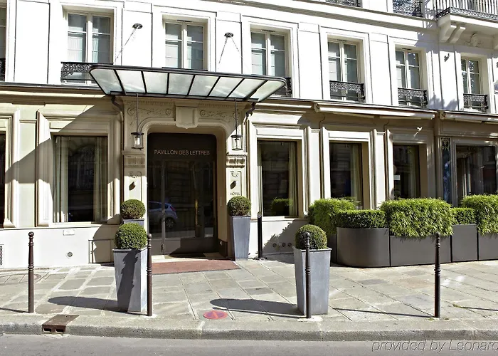 Le Pavillon Des Lettres 4*