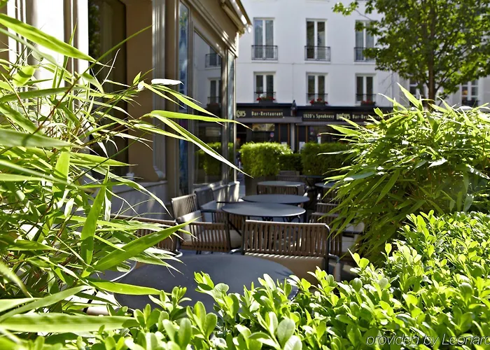 Le Pavillon Des Lettres ホテル 4*