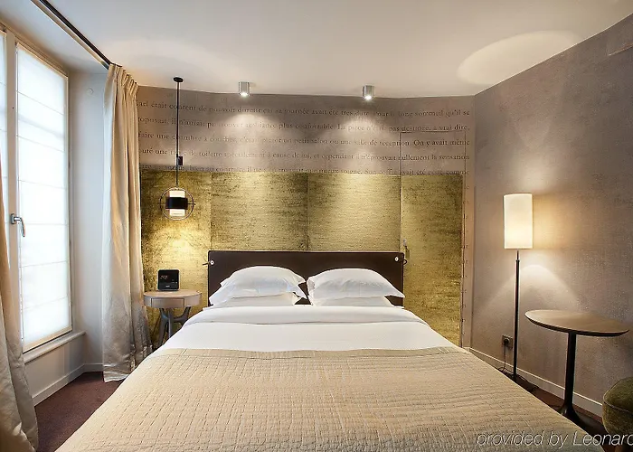 Le Pavillon Des Lettres 4*