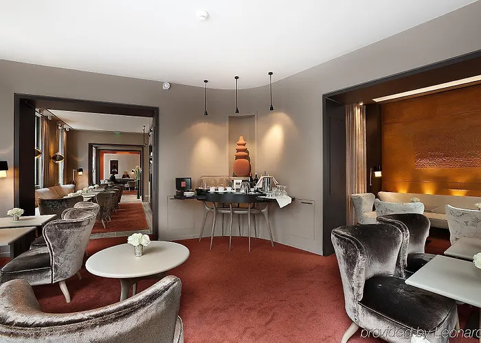 ホテル Le Pavillon Des Lettres 4*