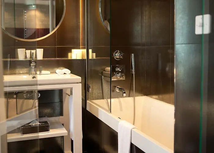 Le Pavillon Des Lettres