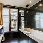 ホテル Le Pavillon Des Lettres 4*